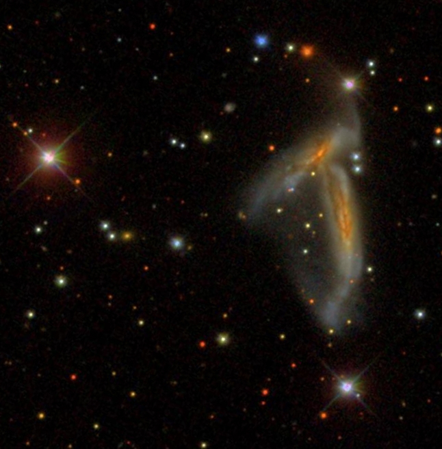 NGC 7253 A-B photograph by SDSS (Sloan Digital Sky Survey).