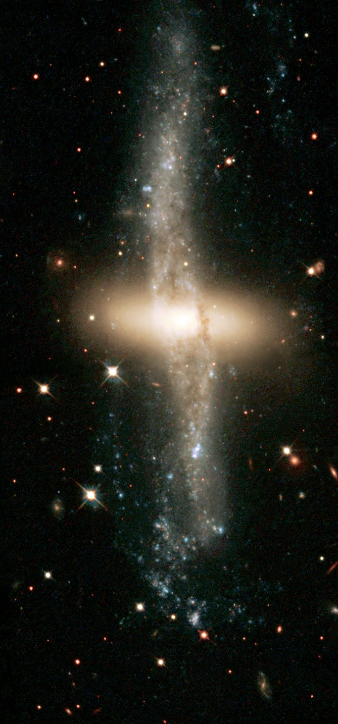 A Hubble Űrtávcső felvétele az NGC 4650a-ról.